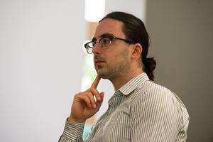 Digital Skills and Critical Platform Use in the GenAI Era- 8
